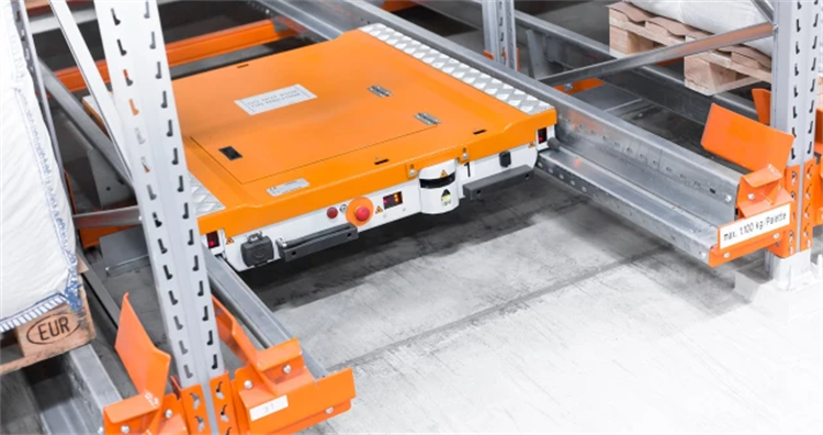 Palletshuttle stellingen